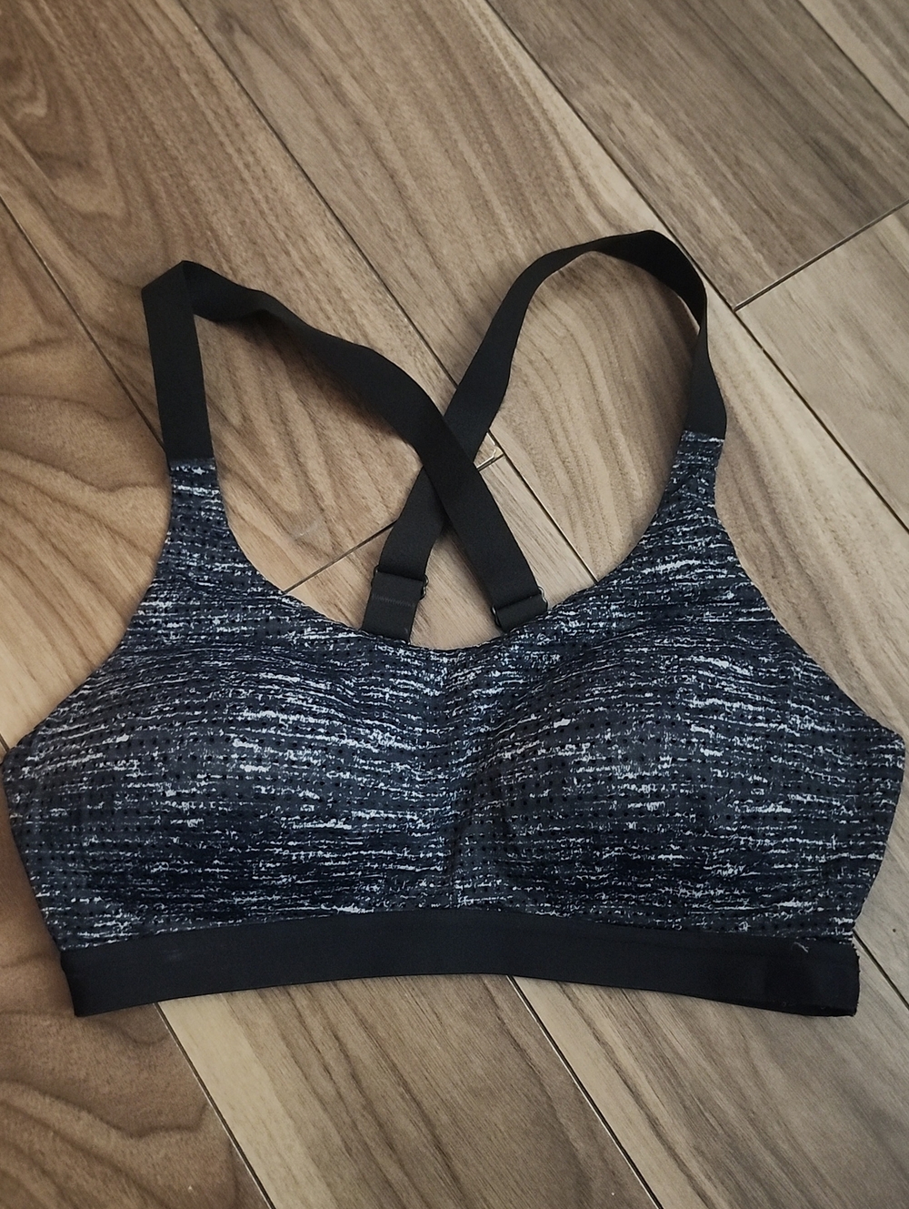 2/$10๐ฅ Victoria's Secret Lightweight Sport Bra Black Wireless